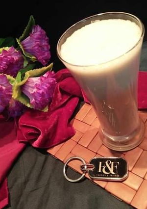 A picture of Banana smoothie.