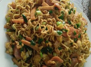 Foto resep Cah Mie Ayam Sosis dan Ham ala Rumahan