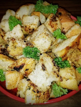 Easy Way Make Recipe Mike&#39;s Oversized Garlic Croutons that is  Makes Drooling, Addictive}