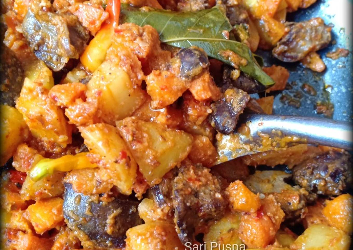 Sambal Goreng (ati ampela, kentang, wortel)