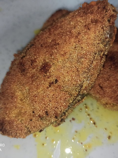 सुरमई फ्राय (surmai fry recipe in marathi) रेसिपी चे मुख्य फोटो