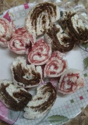 A picture of Jam and chocolate bread swiss roll.