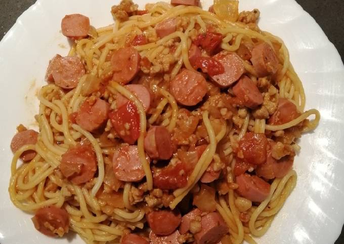 Recipe of Perfect Chicken Sausage Spag