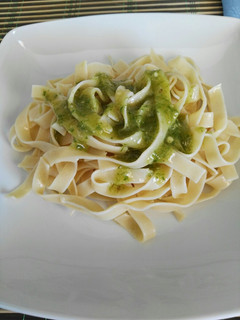 Una foto de Fettuccine con pesto mix