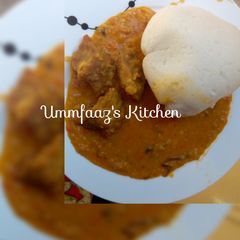 A picture of Tuwon masara and gbegiri soup.