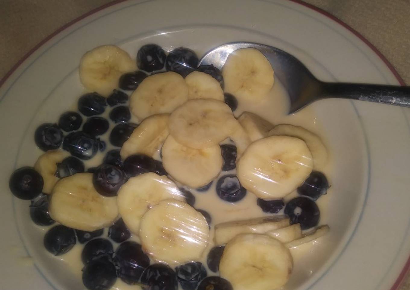 Berries & Nana's and Cream
