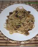 Espaguetis con seitán y tempeh