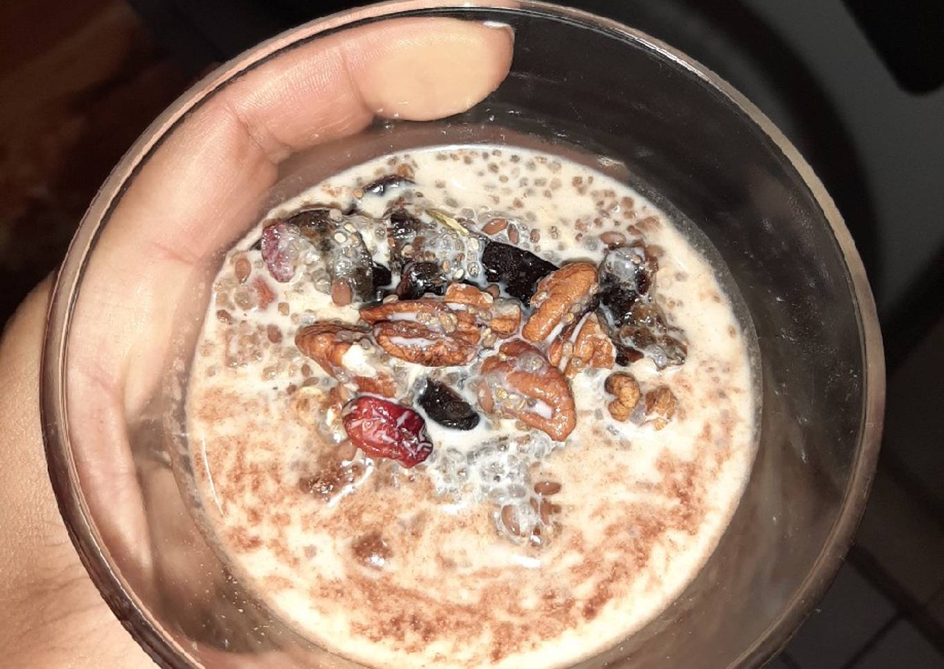 Ester's Puddin', Chia Flakes and more.