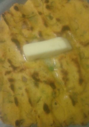 A picture of Makki ki roti.