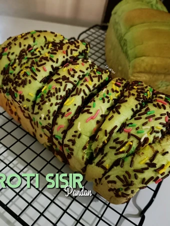 Langkah Mudah untuk Membikin Resep Roti sisir pandan yang Lezat Sekali Anti Ribet, Bisa Manjain Lidah