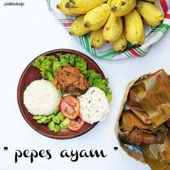 A picture of Pepes Ayam.