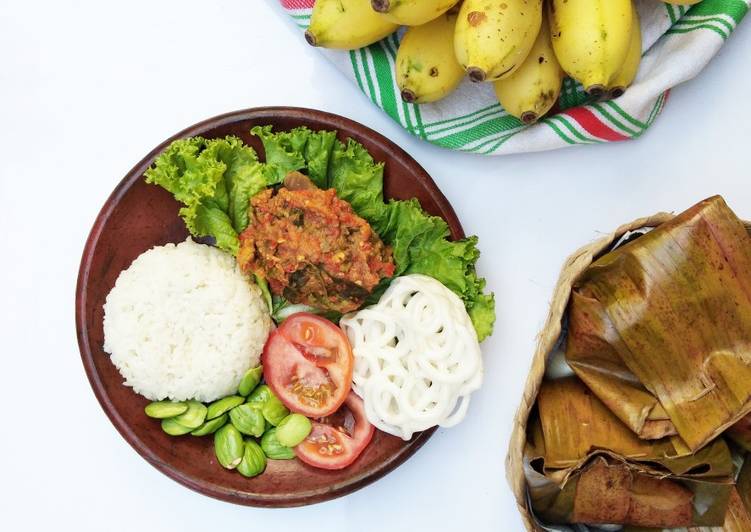 Pepes Ayam