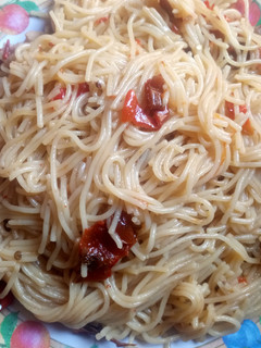 A picture of Jollop spaghetti.