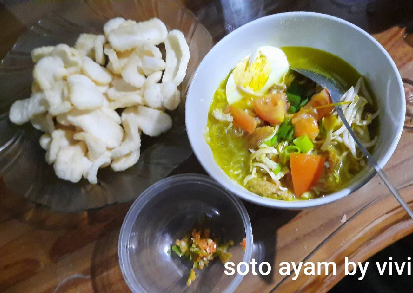 Soto ayam kuah kuning