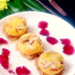 A picture of Vermicelli custard pudding.