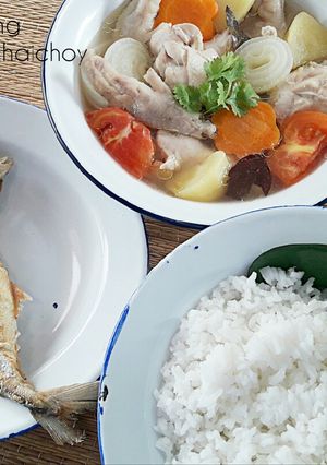 รูปของ ต้มซุปไก่กับมันฝรั่ง