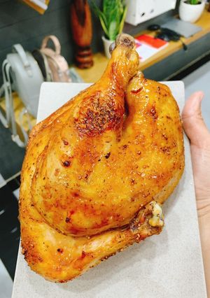Hình của món Gà nướng mật ong bằng nồi chiên không dầu.