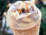 Barabrith hufen iâ – Welsh cake ice cream
