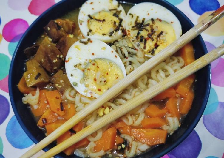 Miso Ramen con Tofu y Huevo