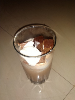 A picture of Choco milkshake sundae.