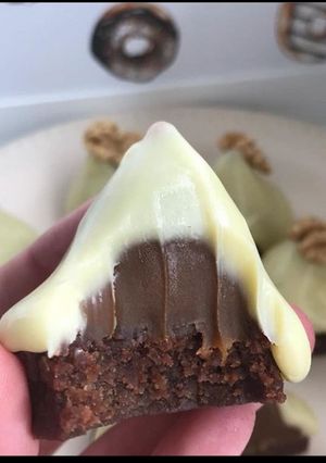 Una foto de 🍫Conitos de Dulce de Leche🍫