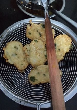 Foto resep Tempe mendoan #berburucelemekemas #resolusi2019