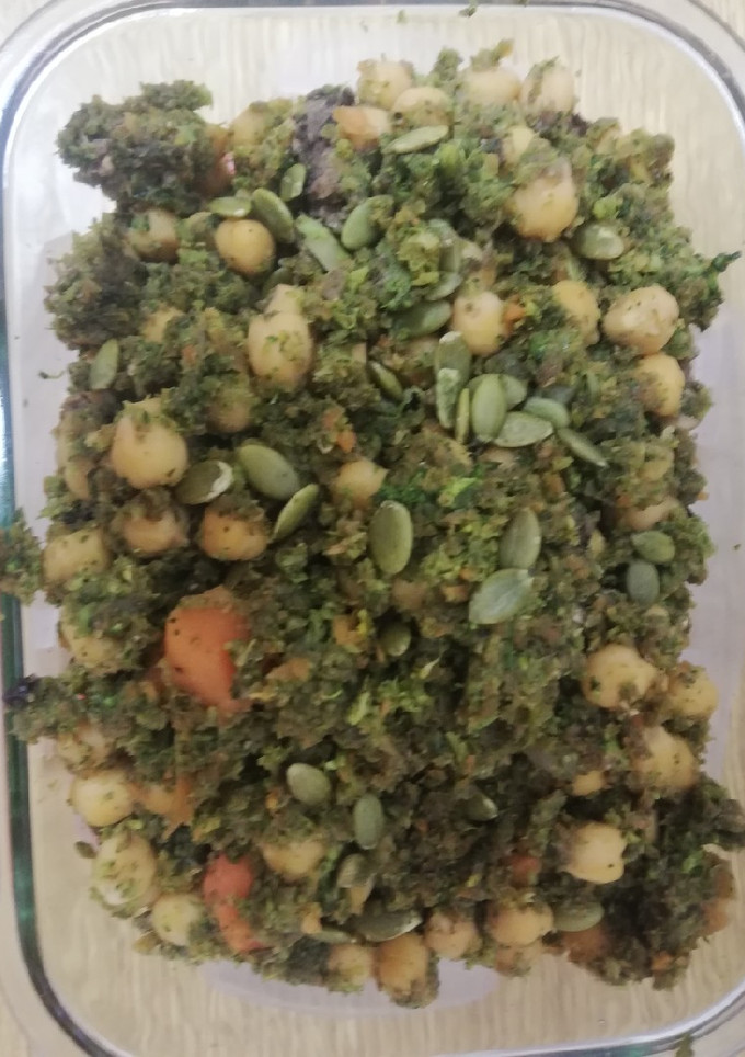Una foto de Falso Cuscús de verduras y Garbanzos