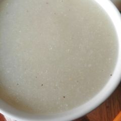 A picture of White porridge.