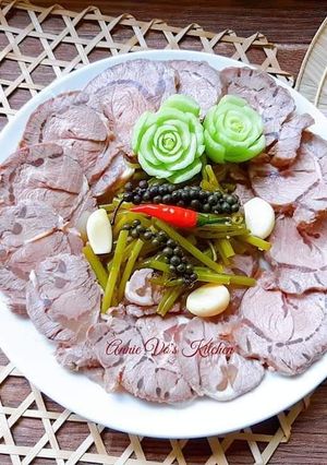 Hình của món Bắp bò ngâm mắm.