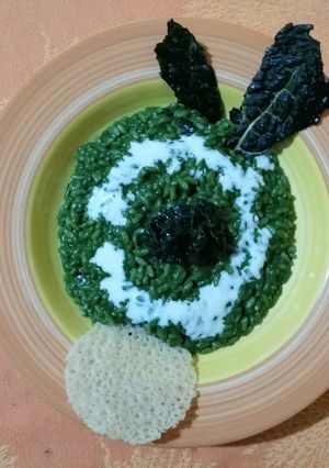 Foto di Risotto al cavolo nero dalle tre consistenze