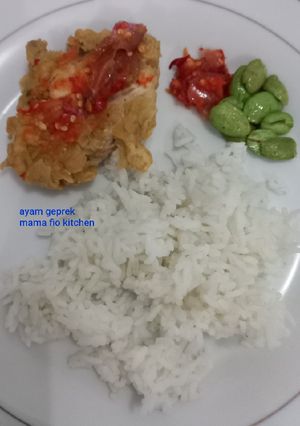 Foto resep Ayam Geprek +Sambal bawang