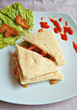Foto resep Sandwich Sosis + Nugget Ayam