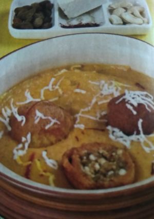 A picture of Kashmiri  Nargisi Kofta curry.