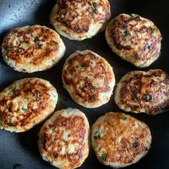 A picture of ‘Nametake’ Enoki & Chicken Patties.