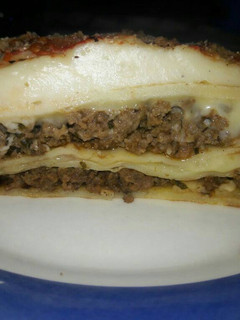 Una foto de Lasagna de Carne y Jamón y Queso