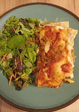 A picture of Bolognese lasagna.