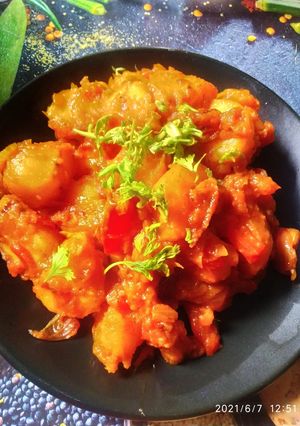আলু টমেটো (aloo tomato recipe in Bengali) রেসিপির প্রধান ছবি