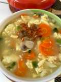 Sup Telur dengan Jamur dan Wortel