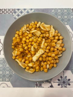 Una foto de Garbanzos con sepia🍴