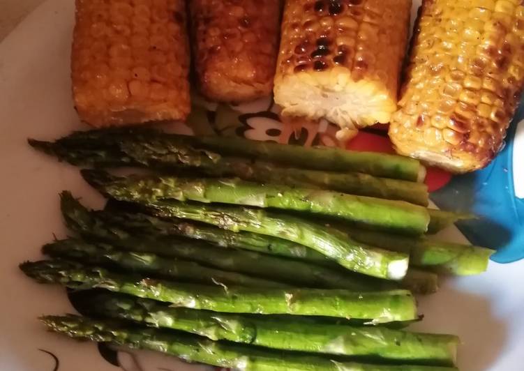 Maíz y espárragos a la parrilla
