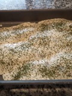 Una foto de Filetes de gallineta al horno con crema de soja y alioli