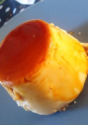 Una foto de Flan de turrón de jijona