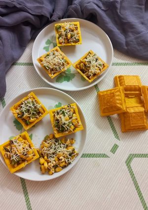 A picture of Cheese corn chaat.