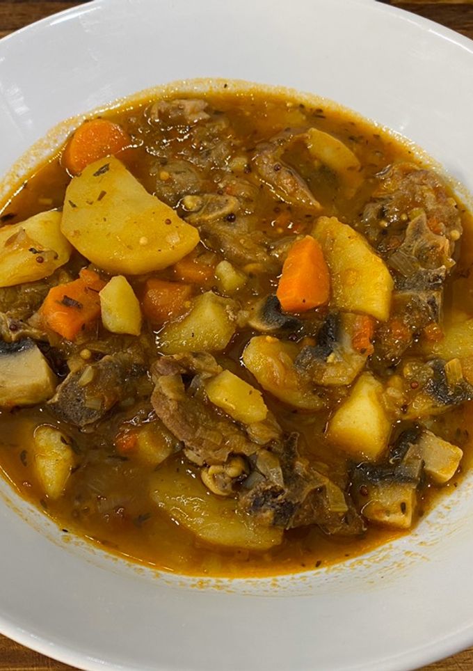 Una foto de Cordero en salsa de Pedro Ximénez