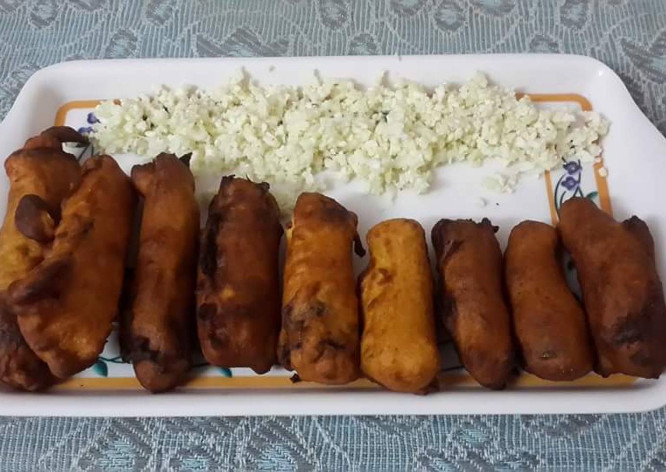 Pakora with stuffed peppers