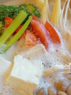 [阿妮塔♥yummy] 豆漿火鍋(蔬食)。 的食譜成品照片