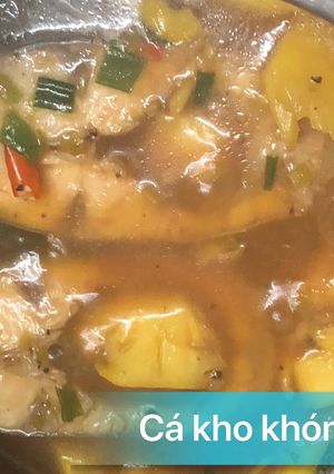 Hình của món Cá ba sa kho khóm (dứa).