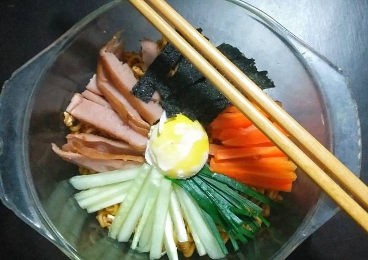 Bibimyeon 비빔면 🍲