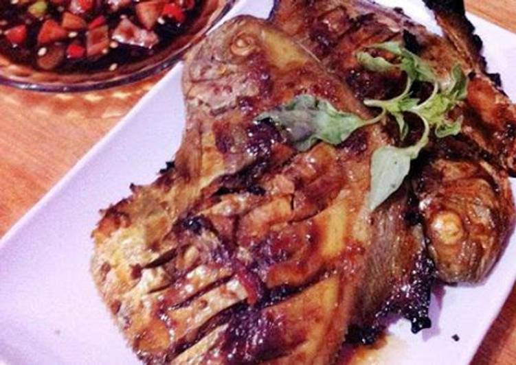 Baceman ikan bawal