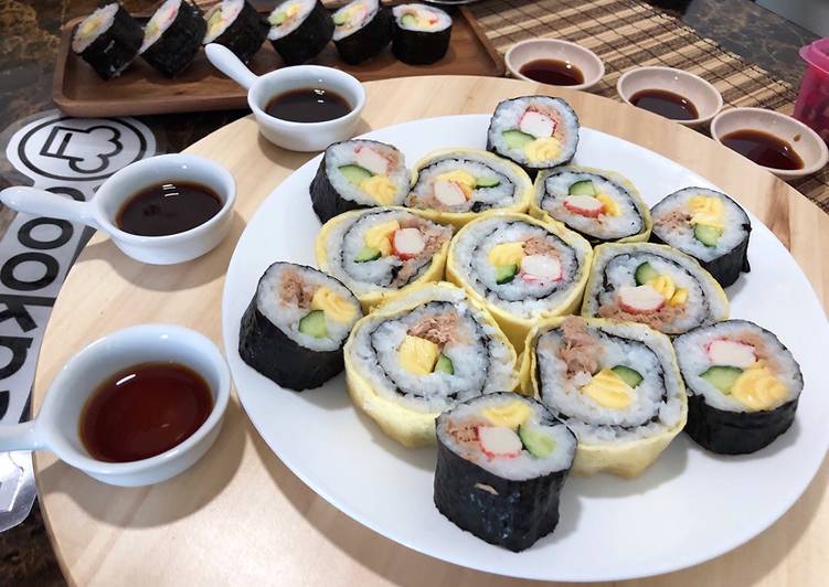 Recipe of Super Quick Homemade Japanese Sushi Roll